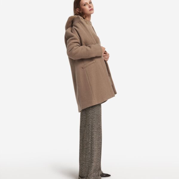 Cashmere coat with hood