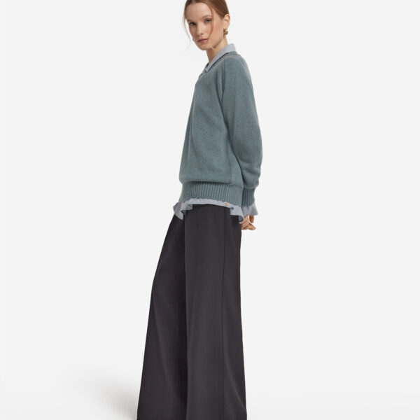 Ultrasoft Cashmere V-Neck Sweater with Set-in Sleeves