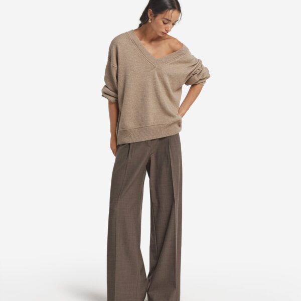 Ultrasoft Undyed Cashmere V-Neck Sweater