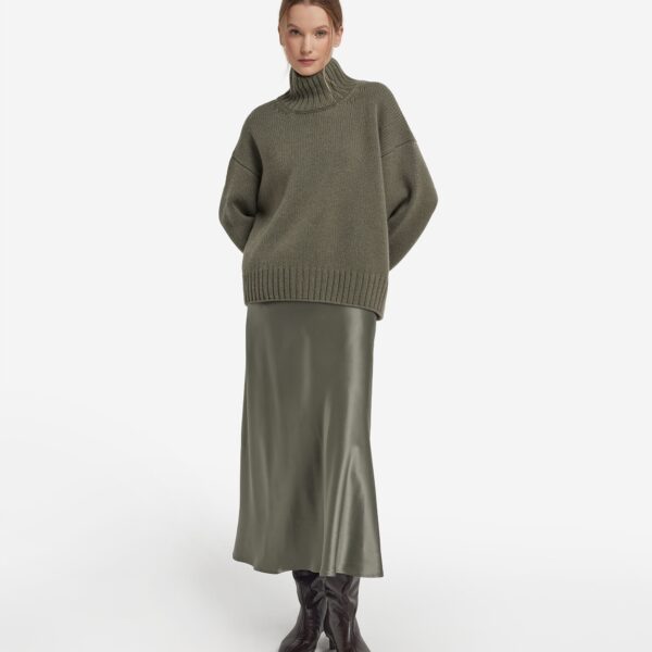 Cashmere Tricot Boat-Neck Style Sweater