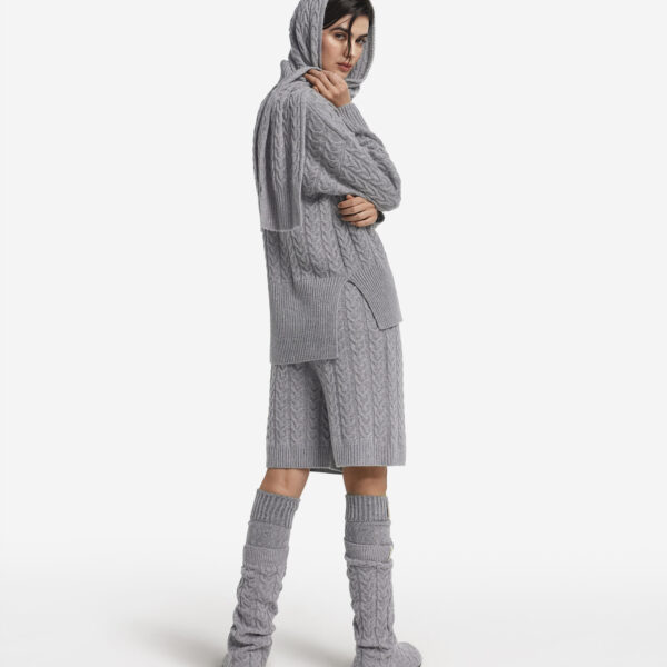 Ultrasoft Cashmere Cable Knit Scarf