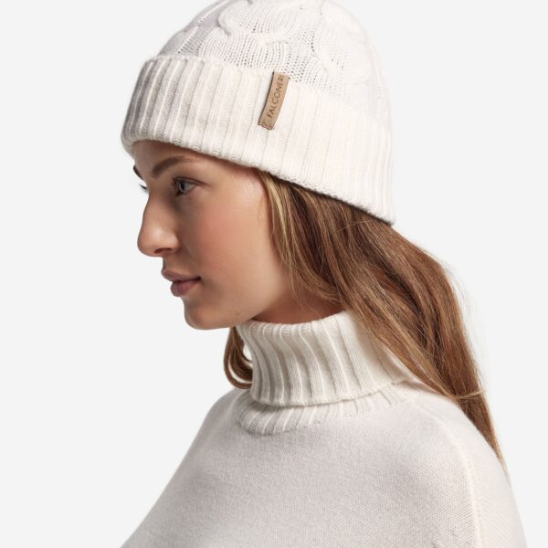 Ultrasoft Cashmere Cable Knit Cap